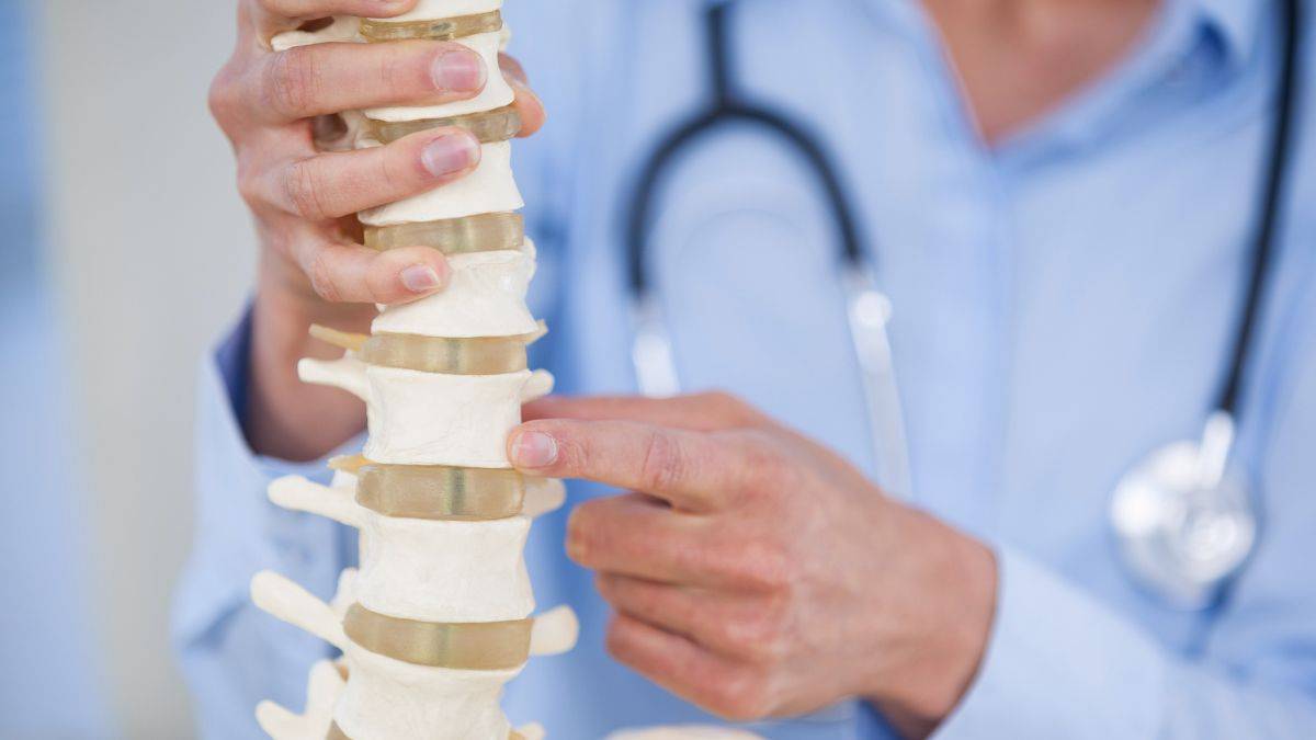 Turn Back the Clock with SpineMed Anti-Aging Benefits 1 SpineMed Anti-Aging Benefits