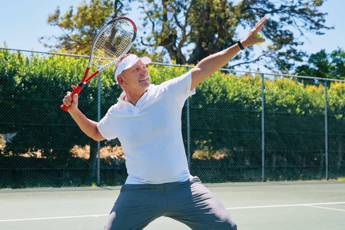 How Does a Sports Medicine Chiropractor Help People? 1 Sports Injury Chiropractor