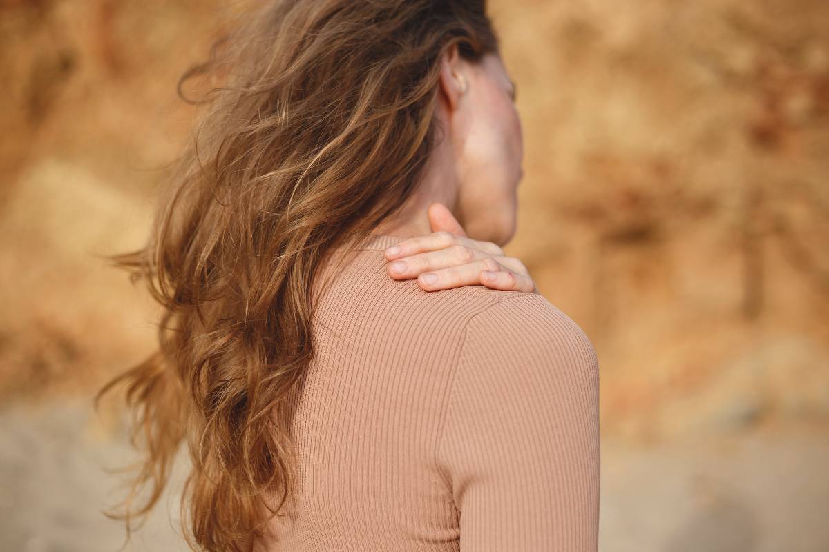 What Is Cervical Radiculopathy vs. Thoracic Outlet Syndrome 1 Cervical Radiculopathy vs. Thoracic Outlet Syndrome